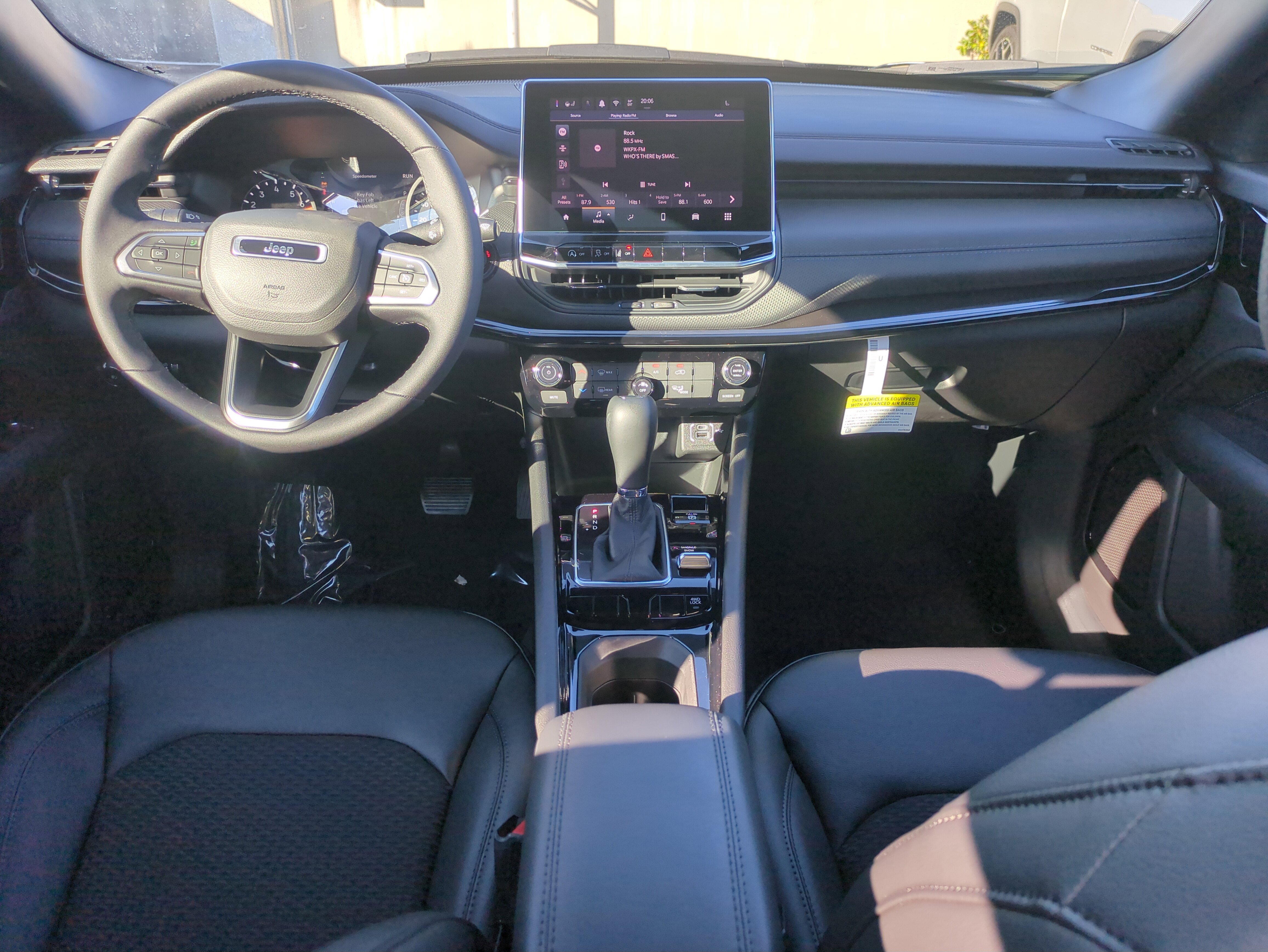 New 2026 Jeep Compass Latitude image 15