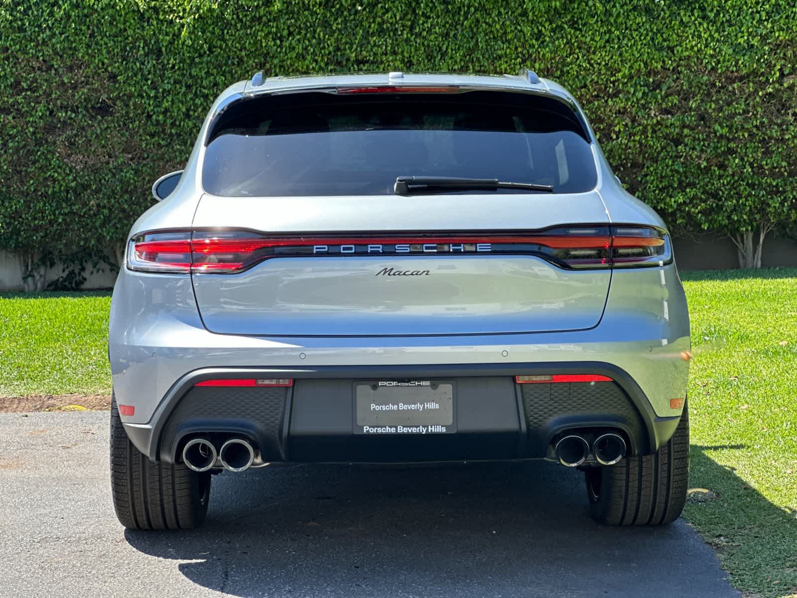 New 2026 Porsche Macan AWD/4WD image 7