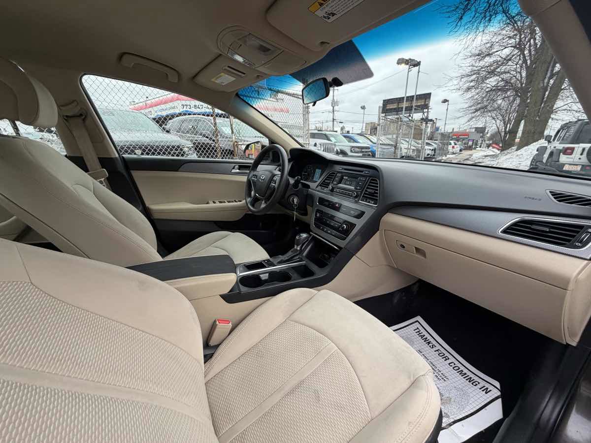 Used 2017 Hyundai Sonata SE image 18