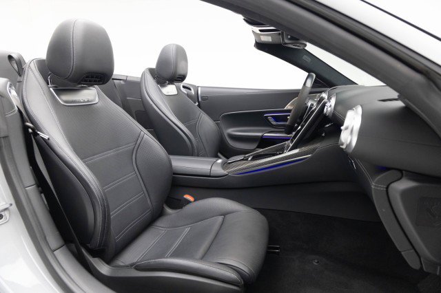 Used 2022 Mercedes-Benz SL 63 AMG 4MATIC image 4