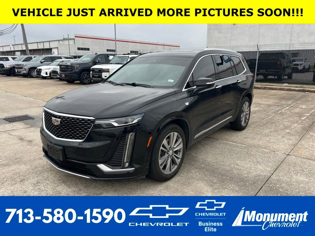 Used 2022 Cadillac XT6 Premium Luxury w/ Technology Package FWD image 1