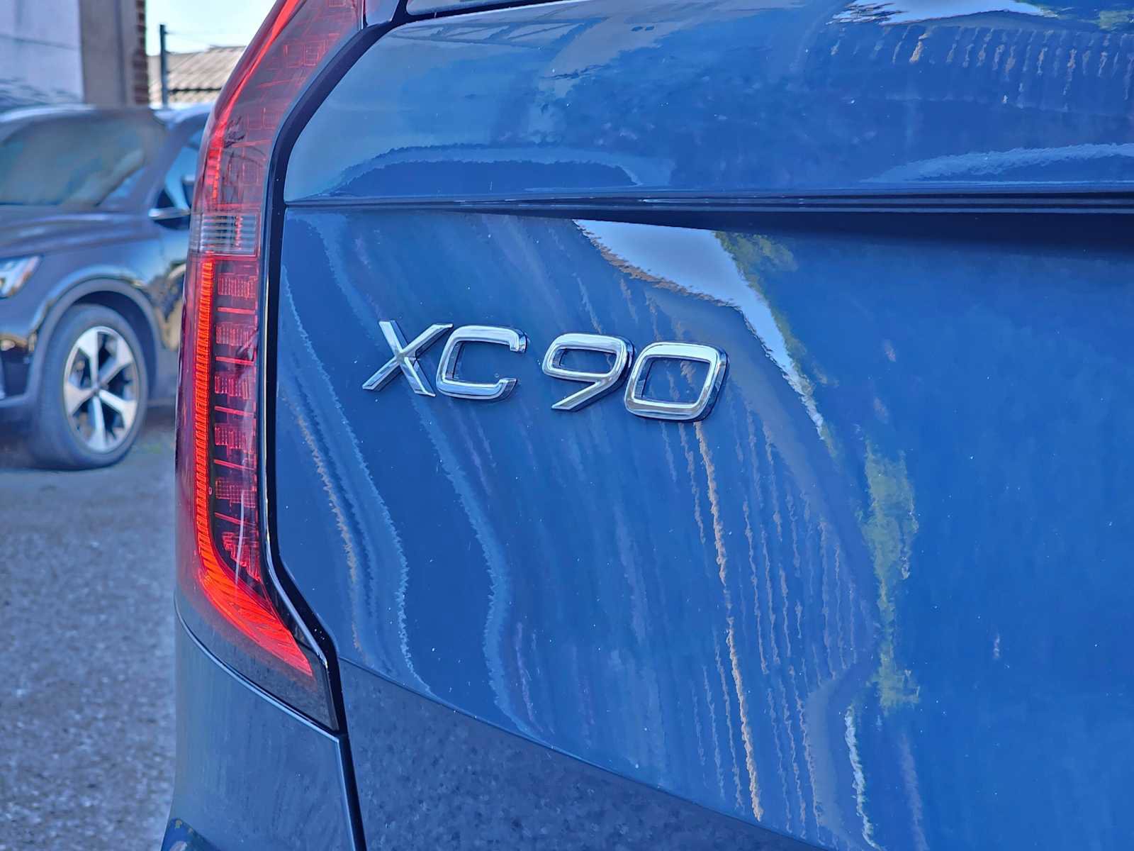 New 2026 Volvo XC90 B5 Plus image 15