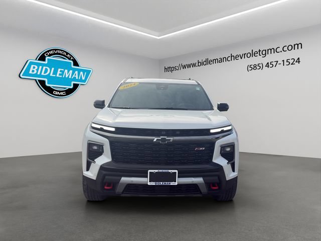 Used 2024 Chevrolet Traverse Z71 w/ Enhanced Driving Package AWD/4WD image 2