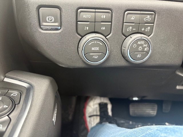 New 2026 Chevrolet Silverado 2500 LTZ w/ LTZ Convenience Package image 15