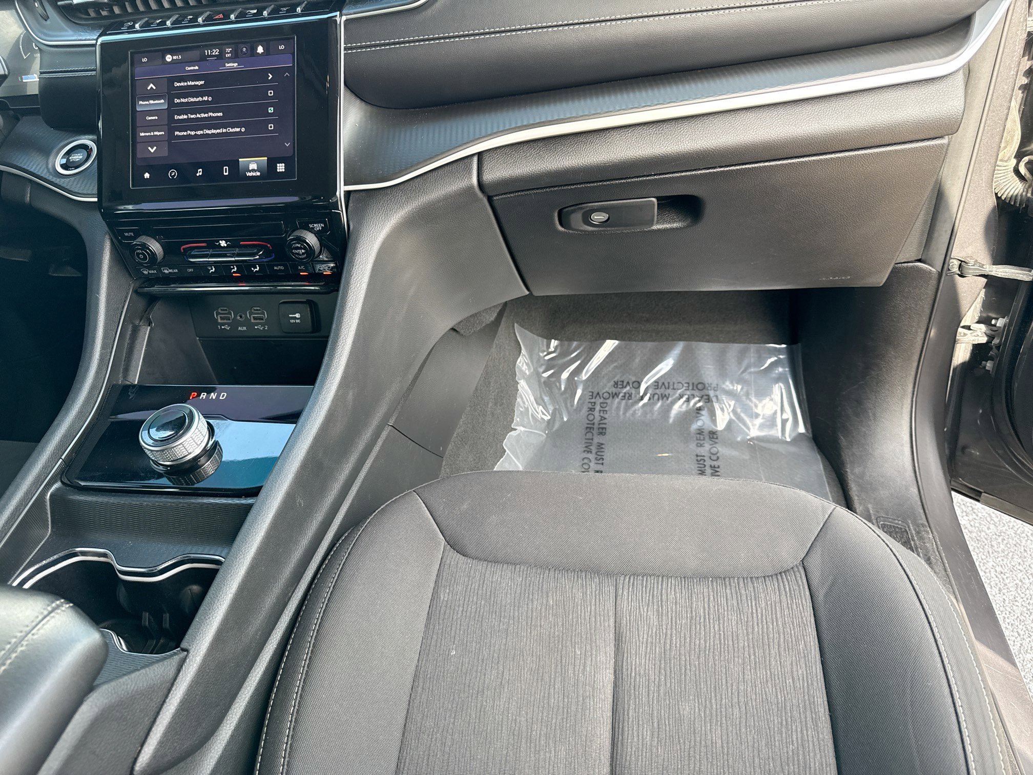 Used 2024 Jeep Grand Cherokee Laredo image 17