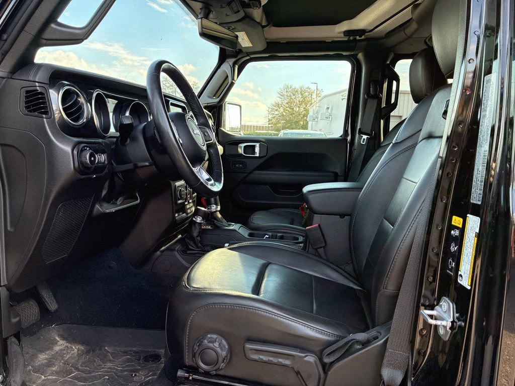 Used 2022 Jeep Wrangler Unlimited Sahara image 11