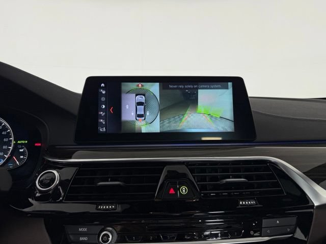 Used 2018 BMW 530e xDrive AWD/4WD image 19