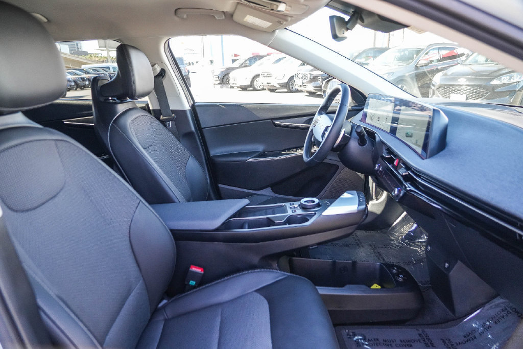 Used 2024 Kia EV6 Light AWD/4WD image 19