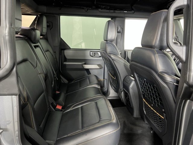 Used 2023 Ford Bronco Badlands image 28