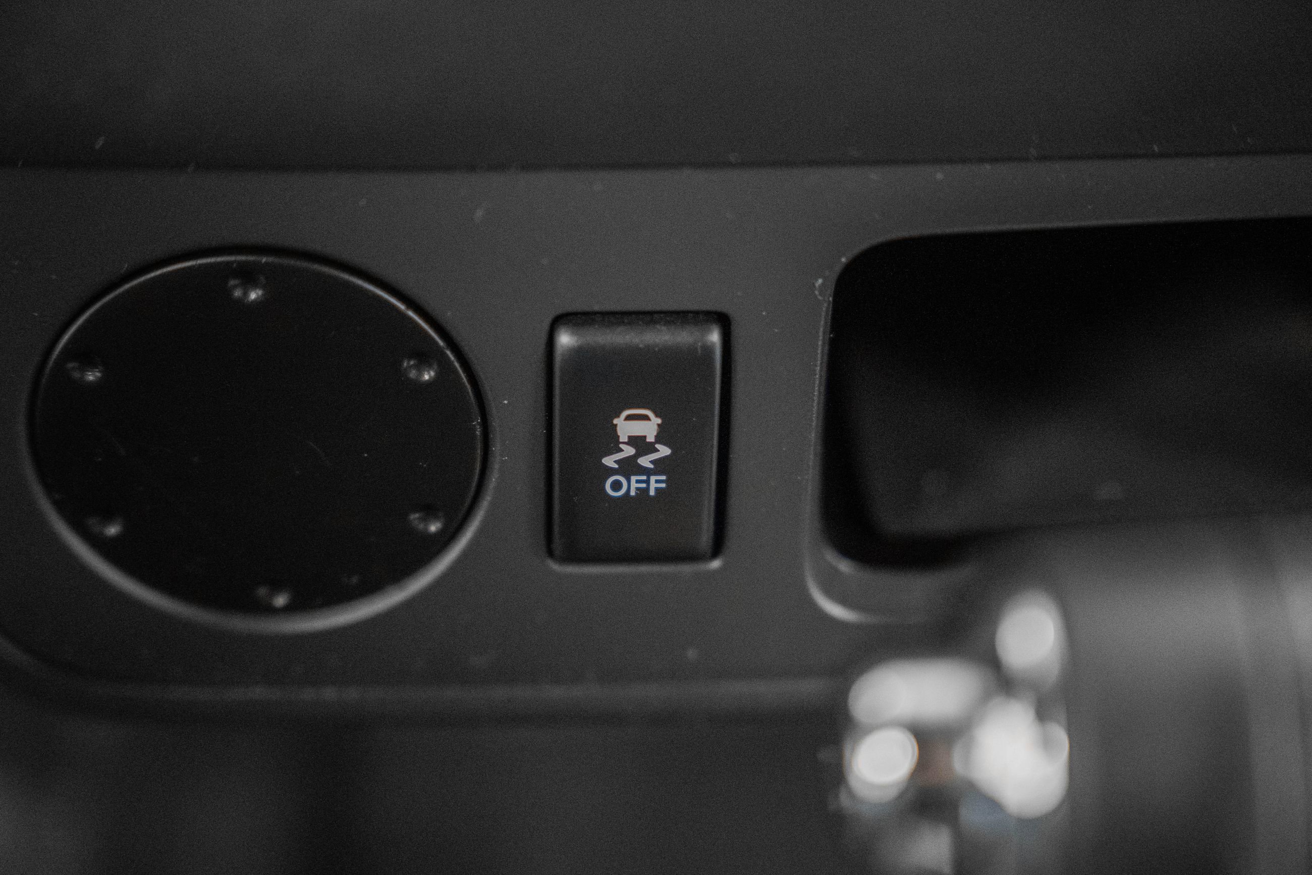 Used 2018 Nissan Frontier S image 23