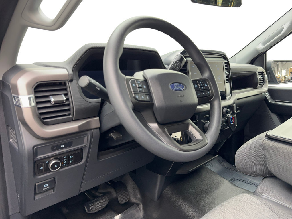 Used 2025 Ford F150 XL w/ Equipment Group 103A High AWD/4WD image 45