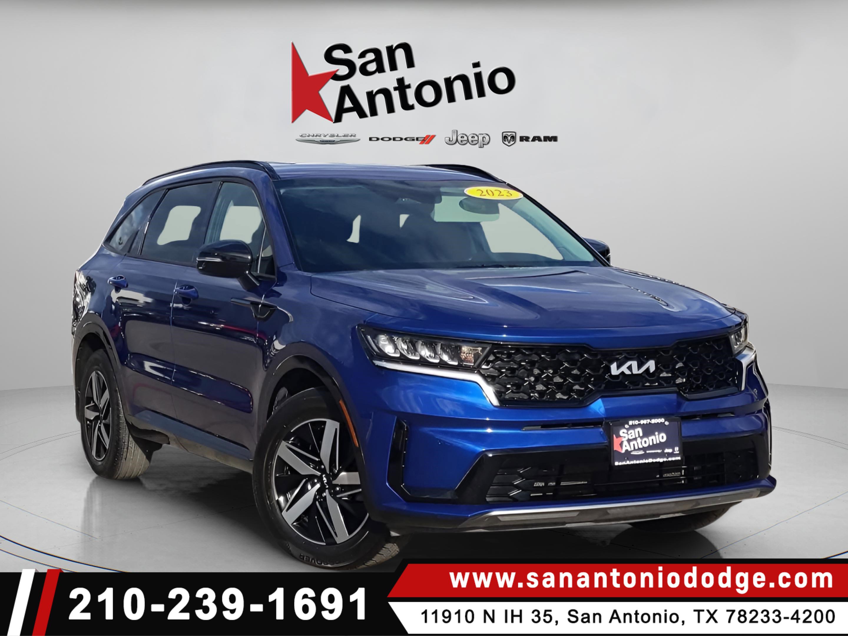 Used 2023 Kia Sorento S