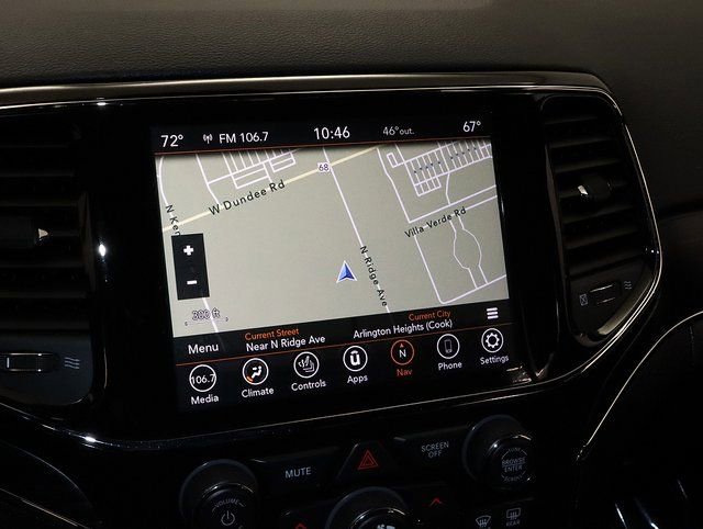 Used 2021 Jeep Grand Cherokee Limited image 18