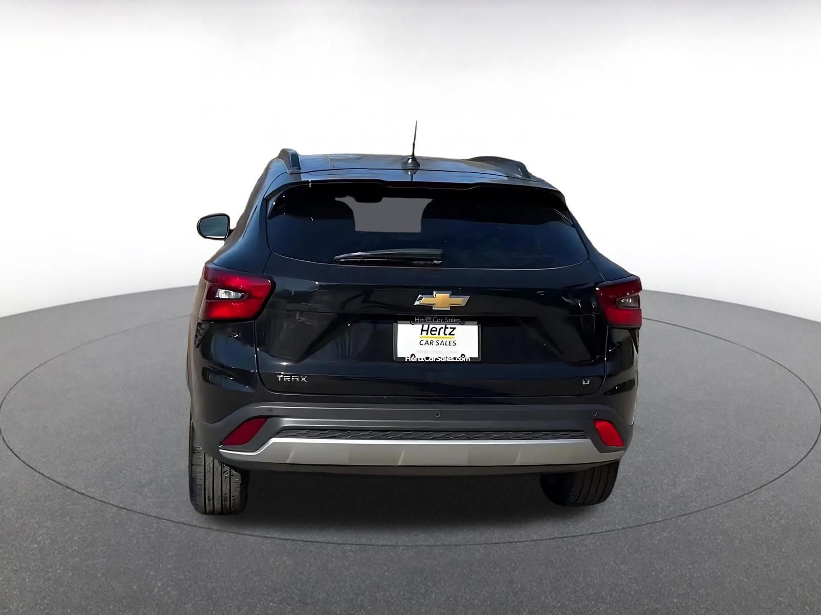 Used 2024 Chevrolet Trax LT w/ Driver Confidence Package image 12