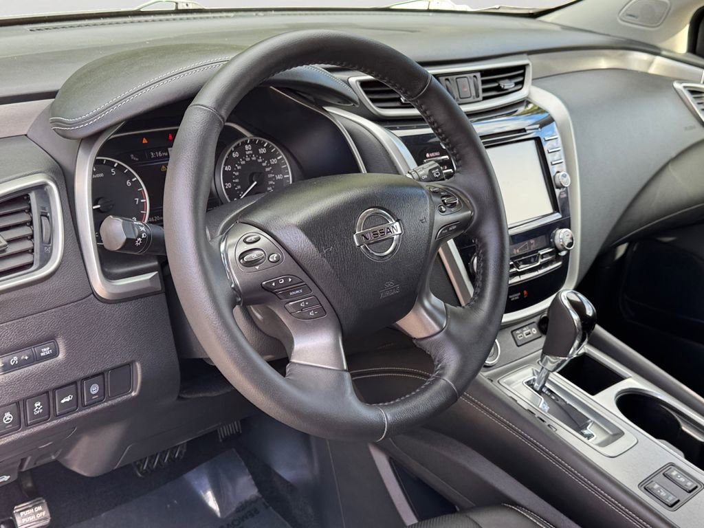Used 2020 Nissan Murano SL w/ Cargo Package image 17