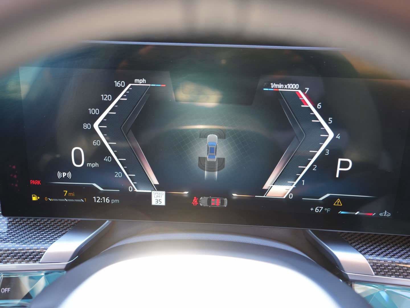 Used 2025 BMW 760i xDrive w/ Executive Package image 22