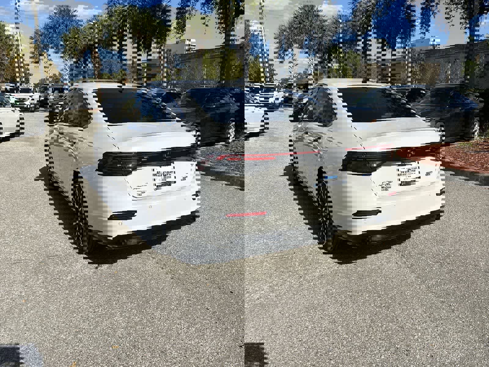 Used 2024 Honda Accord Touring image 4