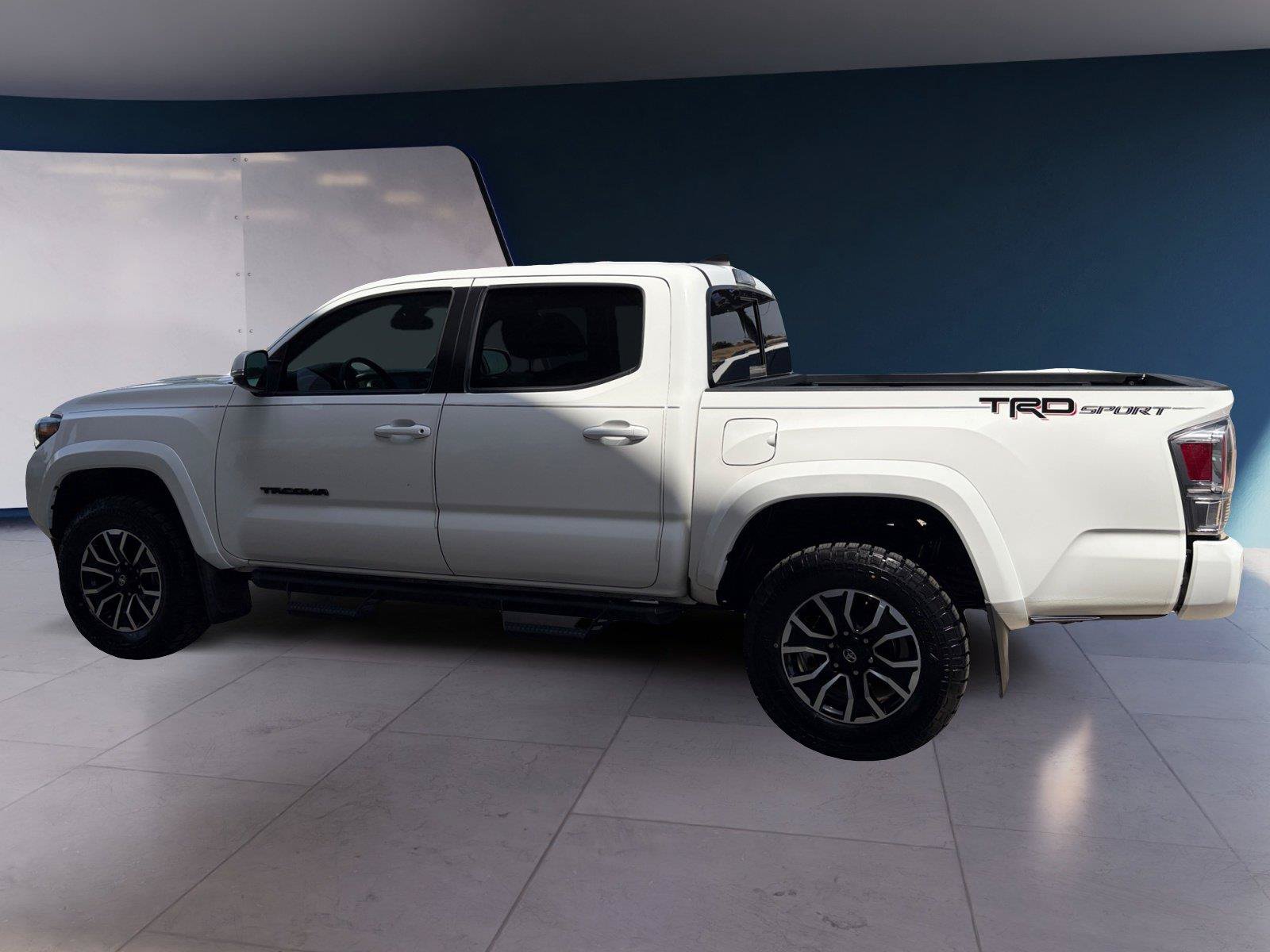 Used 2023 Toyota Tacoma TRD Sport w/ Technology Package RWD image 2