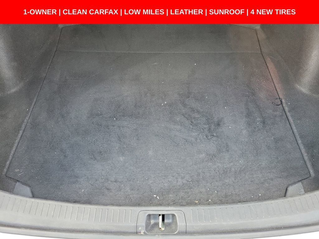 Used 2020 Toyota Corolla XLE w/ Carpet Mat Package (TMS) FWD image 12