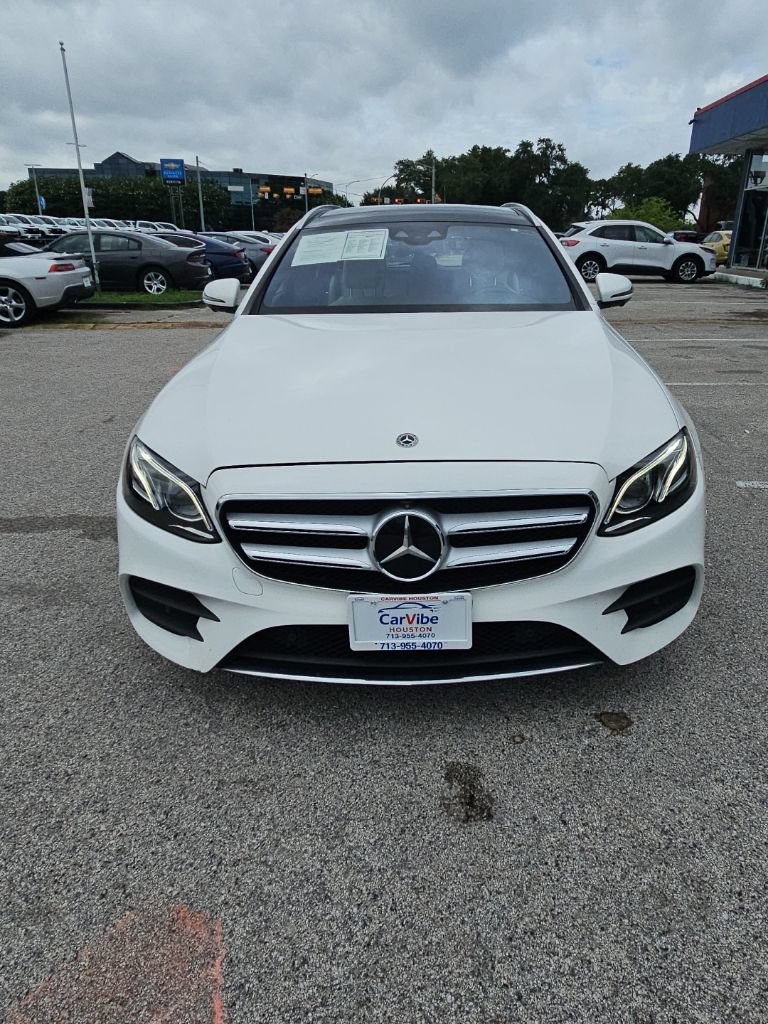 Used 2019 Mercedes-Benz E 450 4MATIC Wagon w/ Premium Package image 2