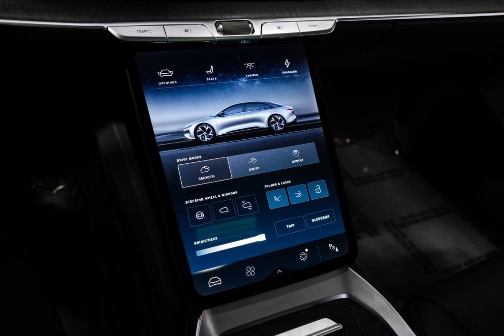 Used 2024 Lucid Air Touring image 28