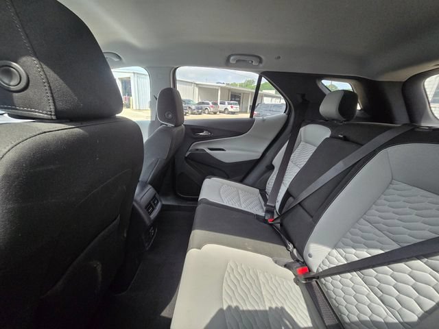 Used 2021 Chevrolet Equinox LS w/ LS Convenience Package FWD image 11