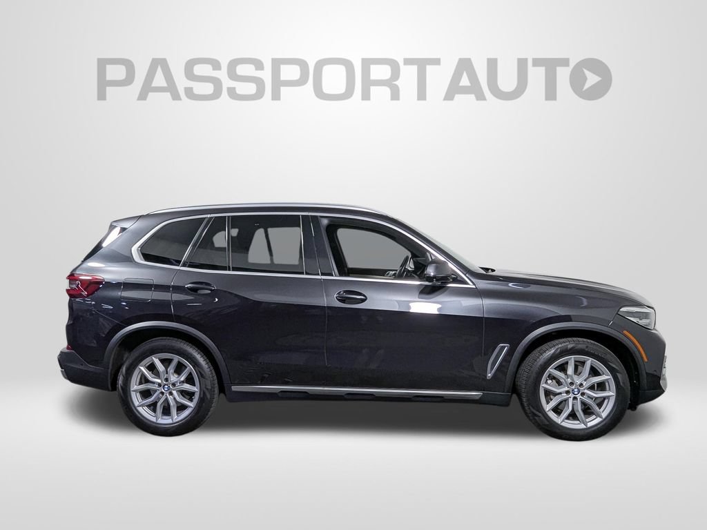 Used 2022 BMW X5 xDrive40i w/ Premium Package AWD/4WD image 8