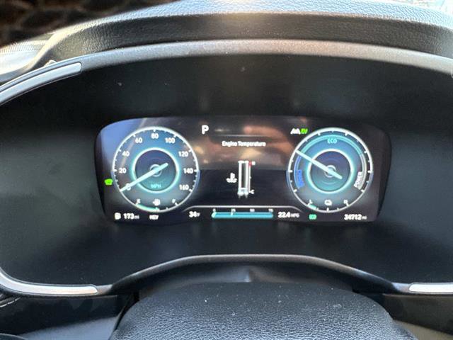 Used 2023 Hyundai Santa Fe Limited image 16