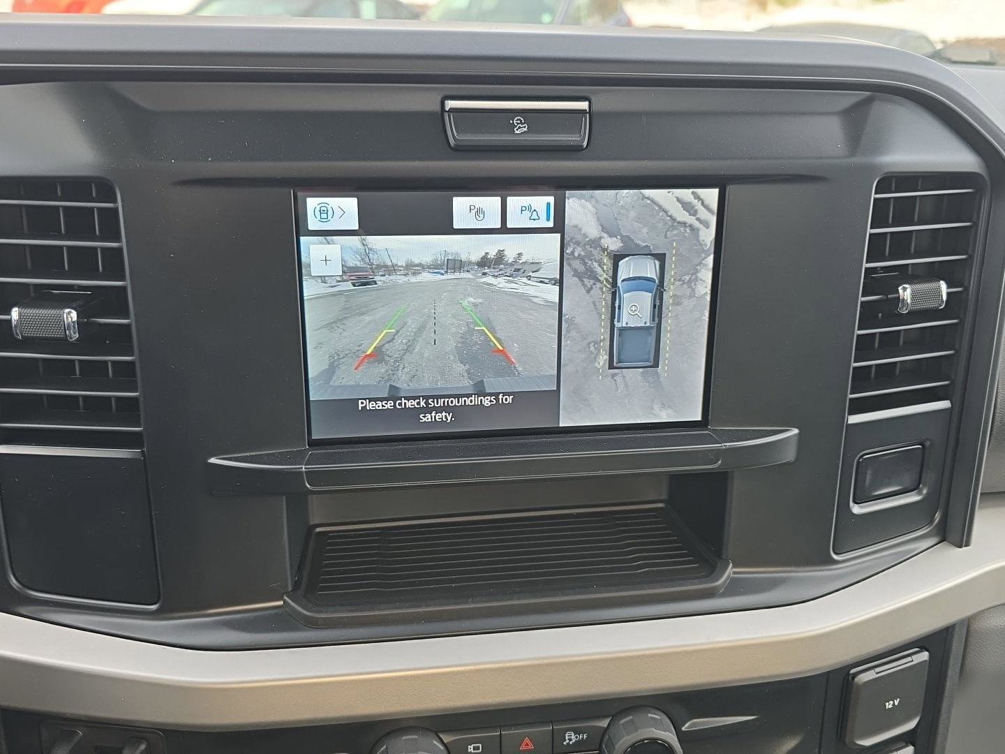 New 2025 Ford F250 XLT w/ 360-Degree Camera Package AWD/4WD image 28