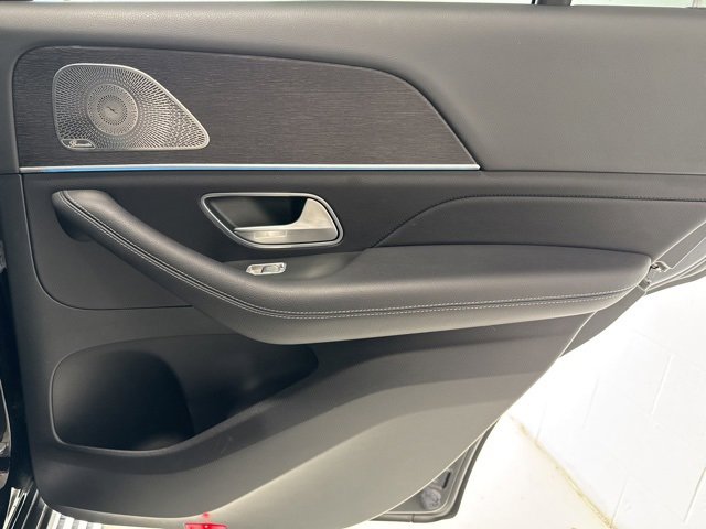 Used 2022 Mercedes-Benz GLE 350 4MATIC w/ AMG Line Exterior image 48