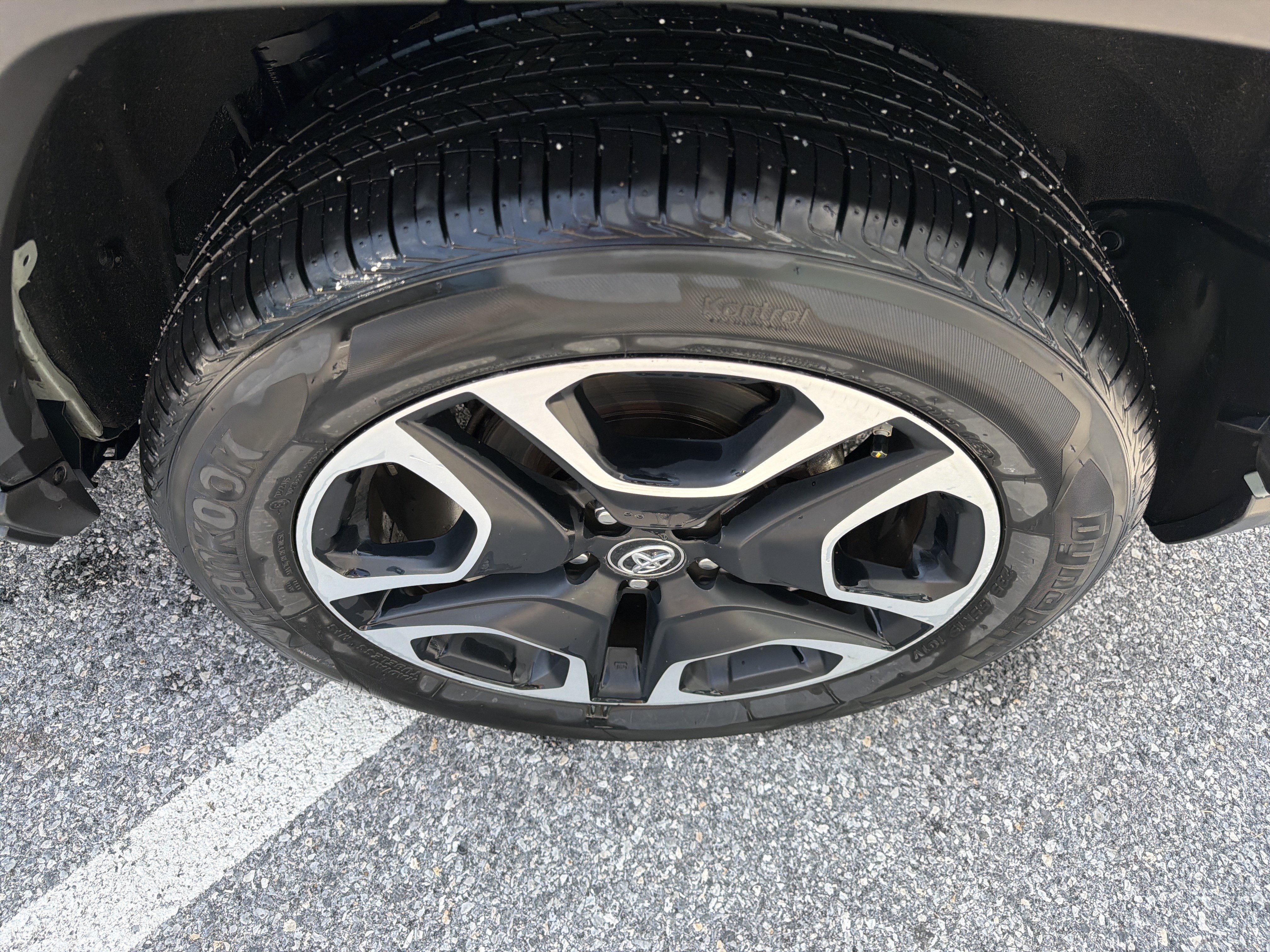Used 2019 Toyota RAV4 Adventure AWD/4WD image 10