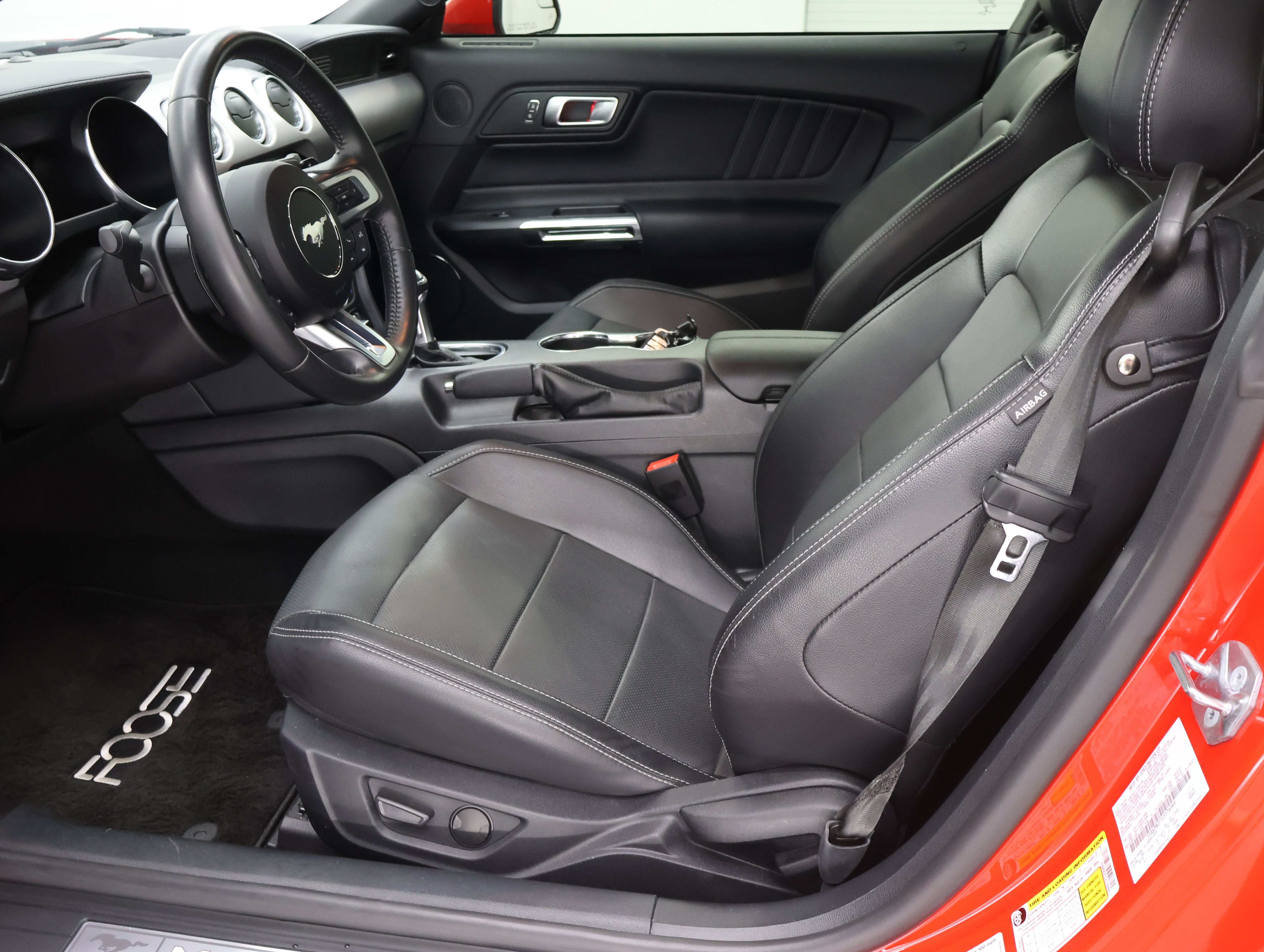Used 2020 Ford Mustang GT Premium RWD image 8