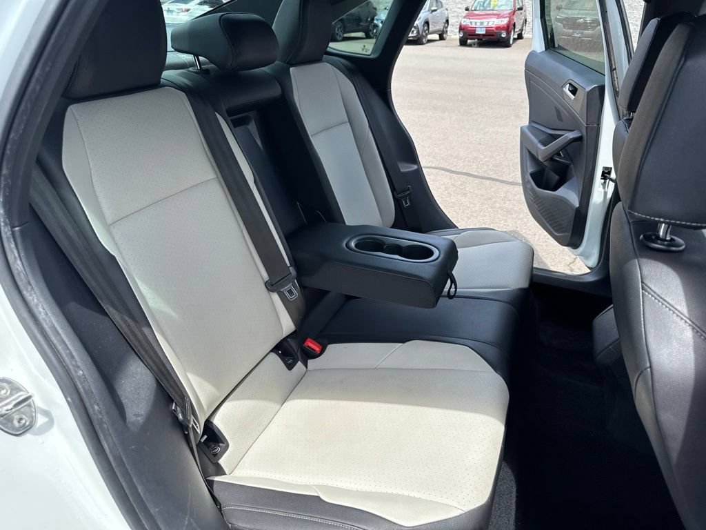 Used 2020 Volkswagen Jetta R-Line FWD image 14