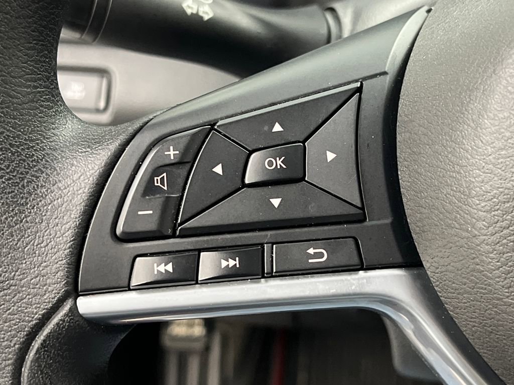 Used 2025 Nissan Altima 2.5 SV image 37