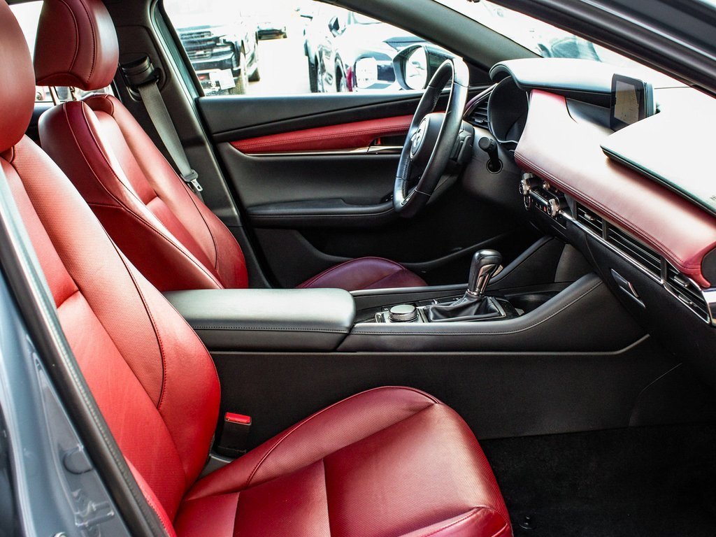 Used 2022 MAZDA MAZDA3 s image 42