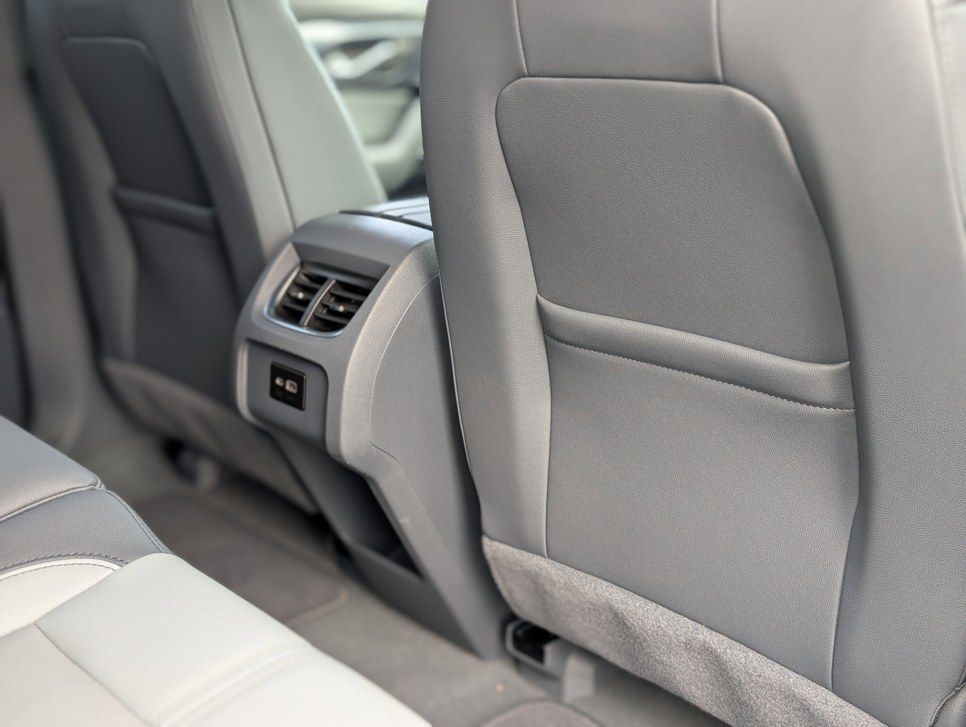 Used 2022 Chevrolet Blazer LT image 41