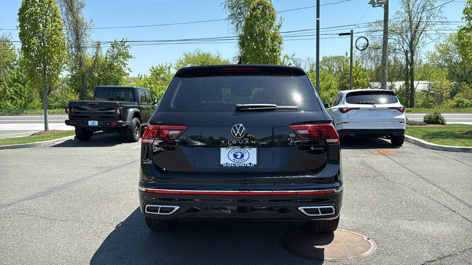Used 2023 Volkswagen Tiguan SEL R-Line AWD/4WD image 5
