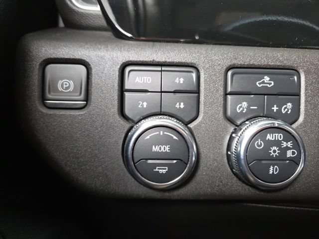 Used 2023 GMC Sierra 1500 Elevation AWD/4WD image 13