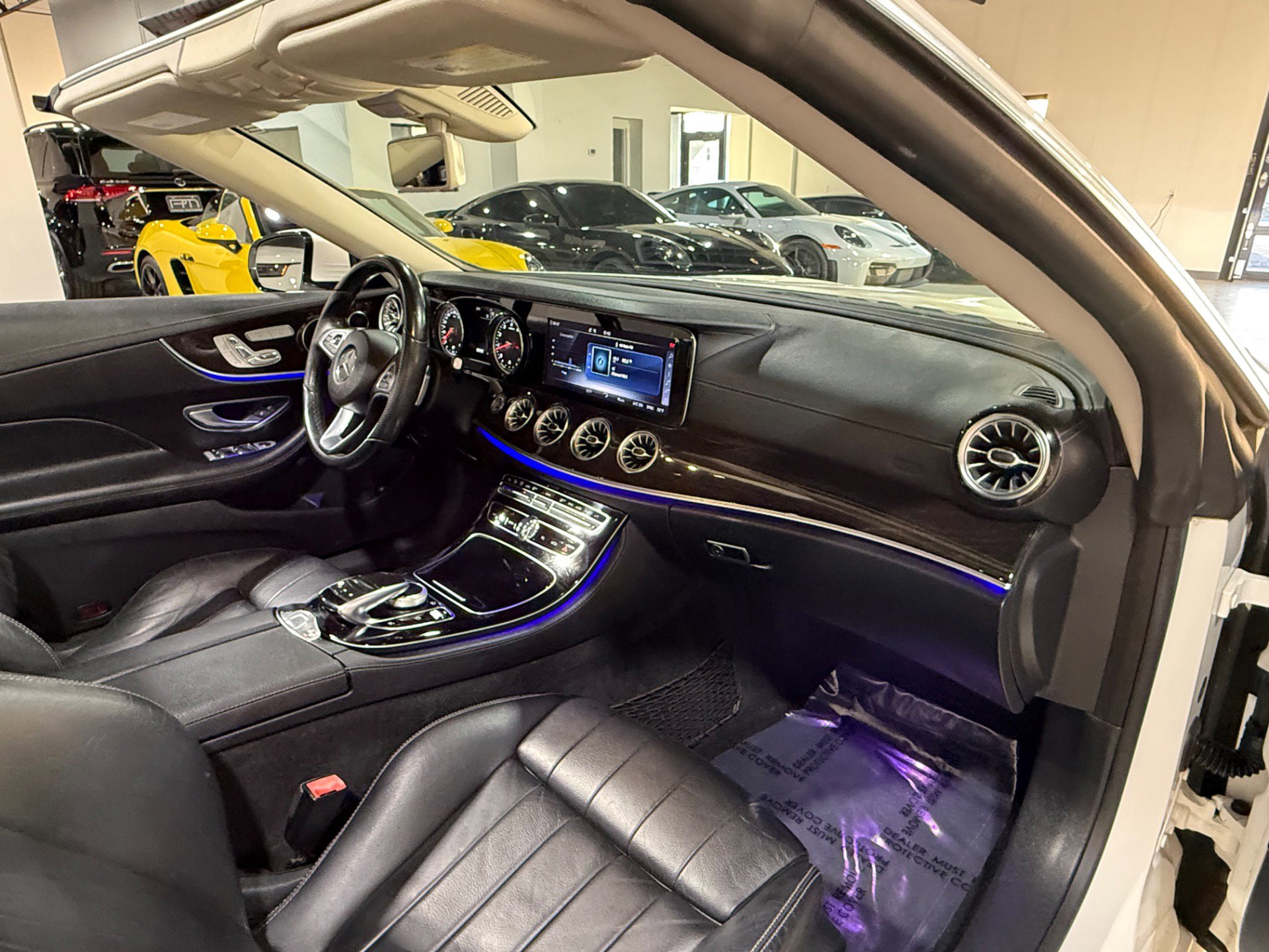 Used 2018 Mercedes-Benz E 400 4MATIC Cabriolet image 25