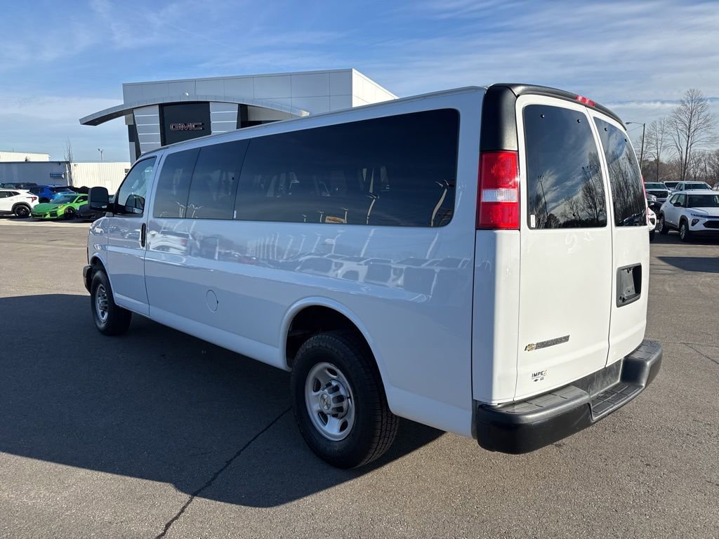 Used 2024 Chevrolet Express 3500 LS image 3