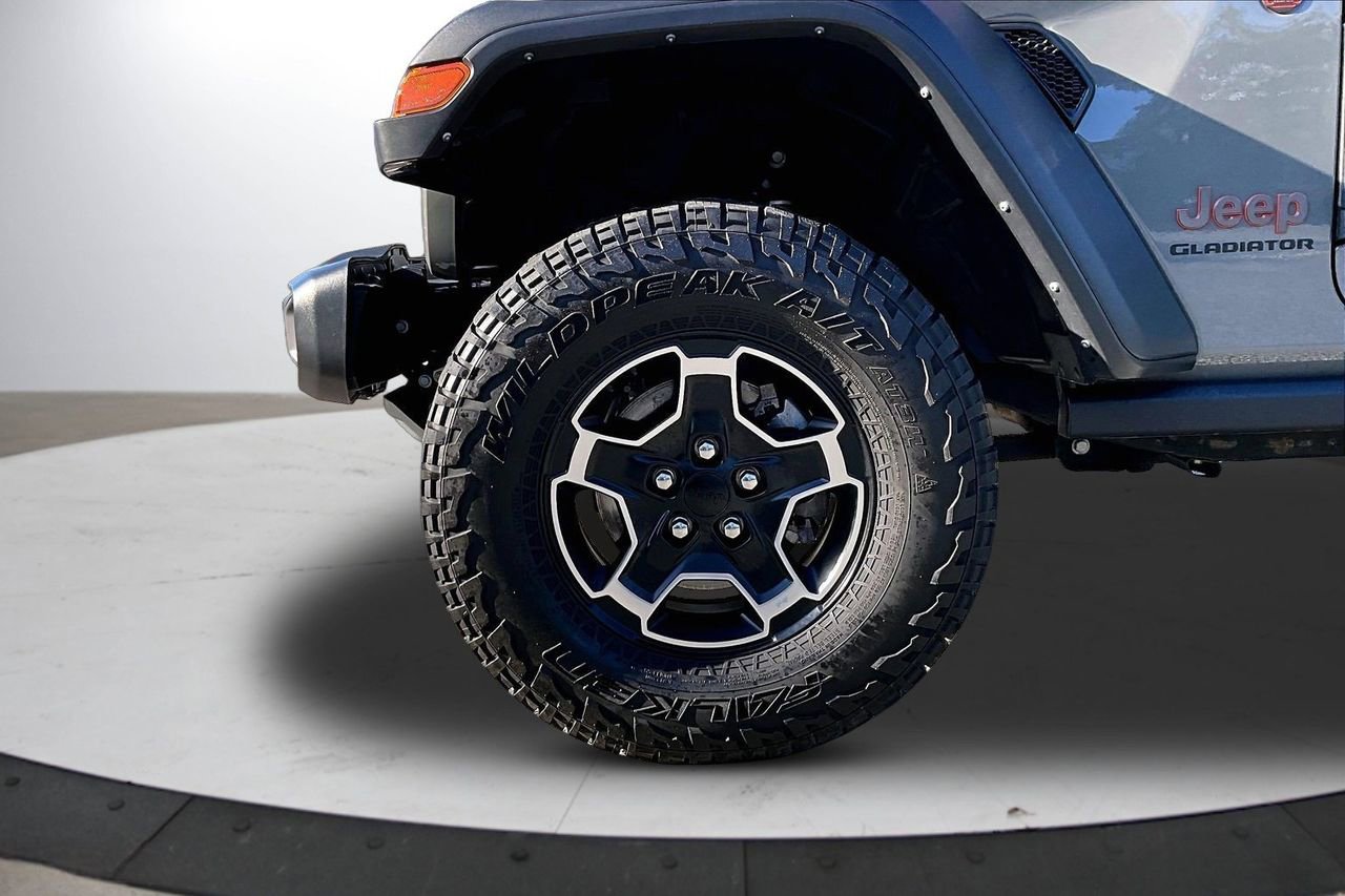 Certified 2022 Jeep Gladiator Mojave w/ LED Lighting Group AWD/4WD image 32