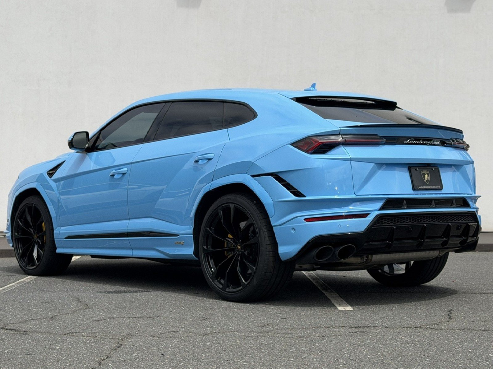 Used 2024 Lamborghini Urus S AWD/4WD image 7