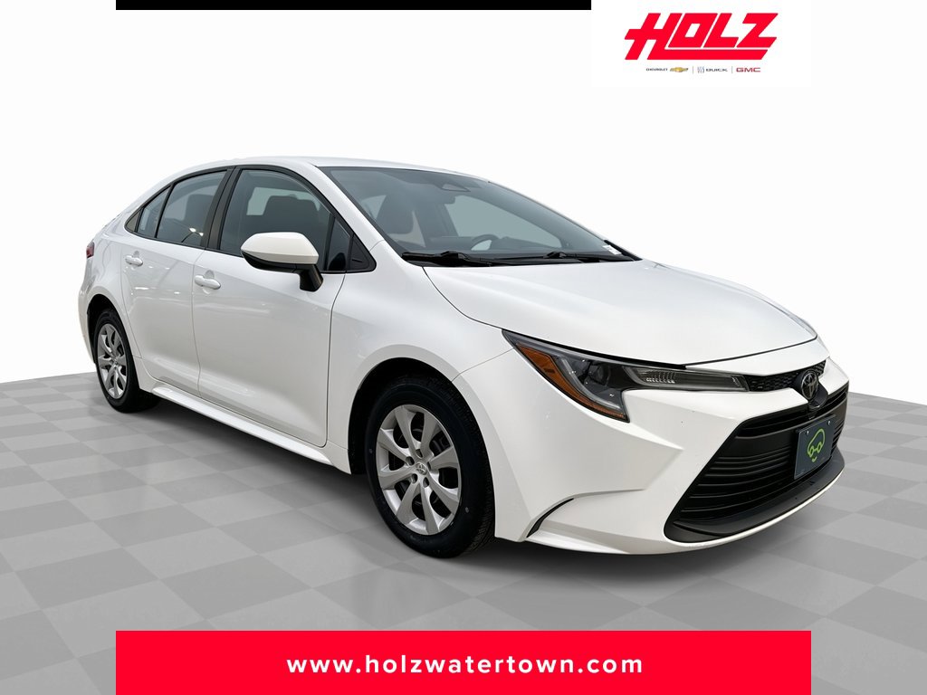 Used 2024 Toyota Corolla LE image 1