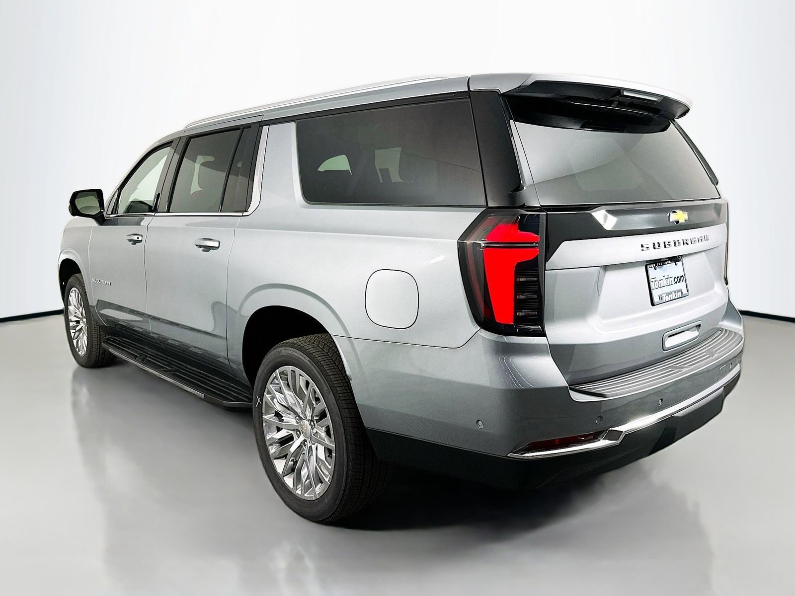 New 2025 Chevrolet Suburban LS w/ Max Trailering Package image 5