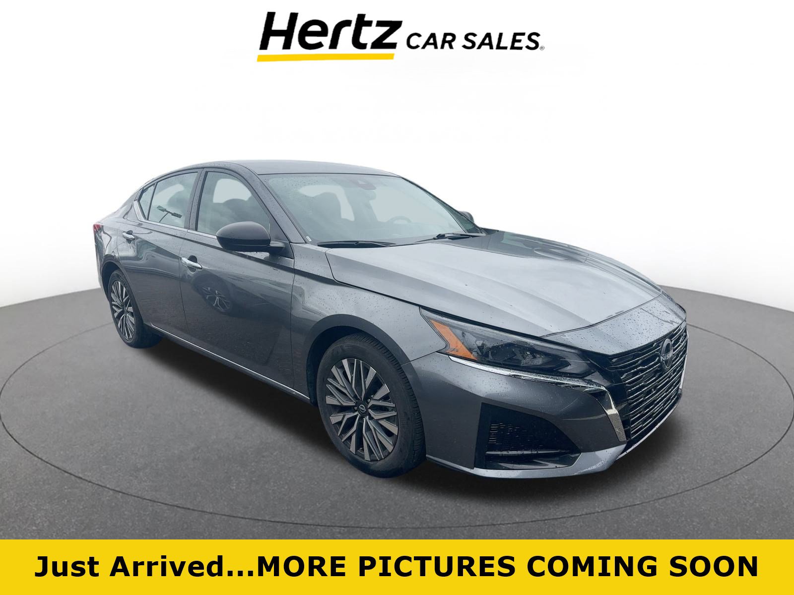Used 2024 Nissan Altima 2.5 SV