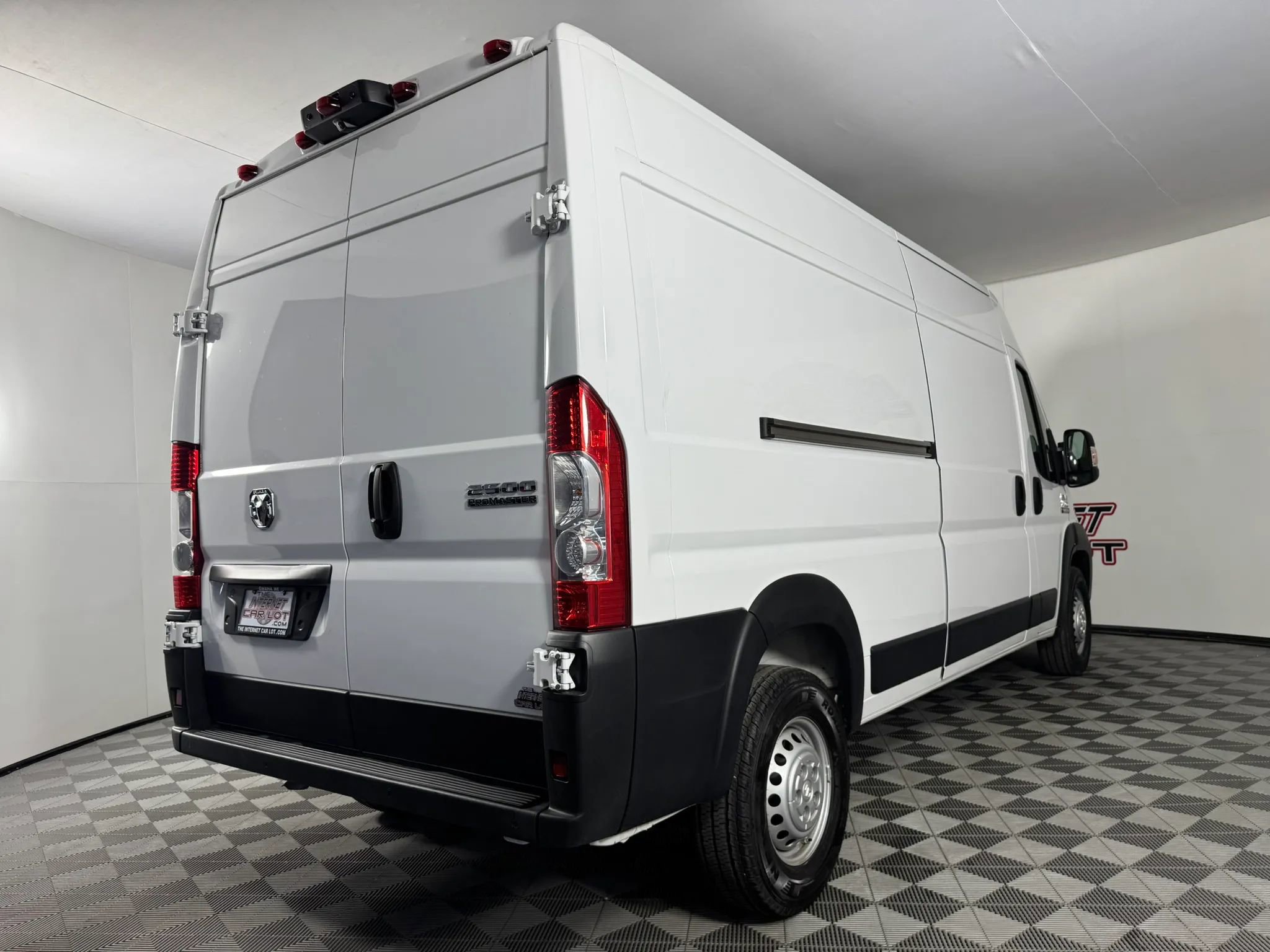 Used 2025 RAM ProMaster 2500 w/ Convenience Group FWD image 27