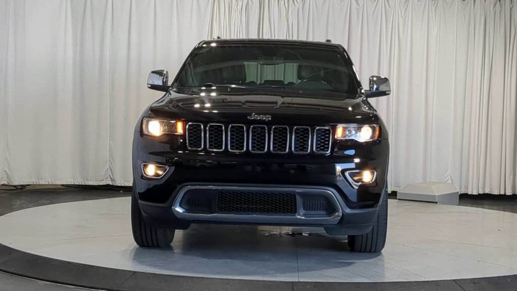 Used 2021 Jeep Grand Cherokee Limited AWD/4WD image 4