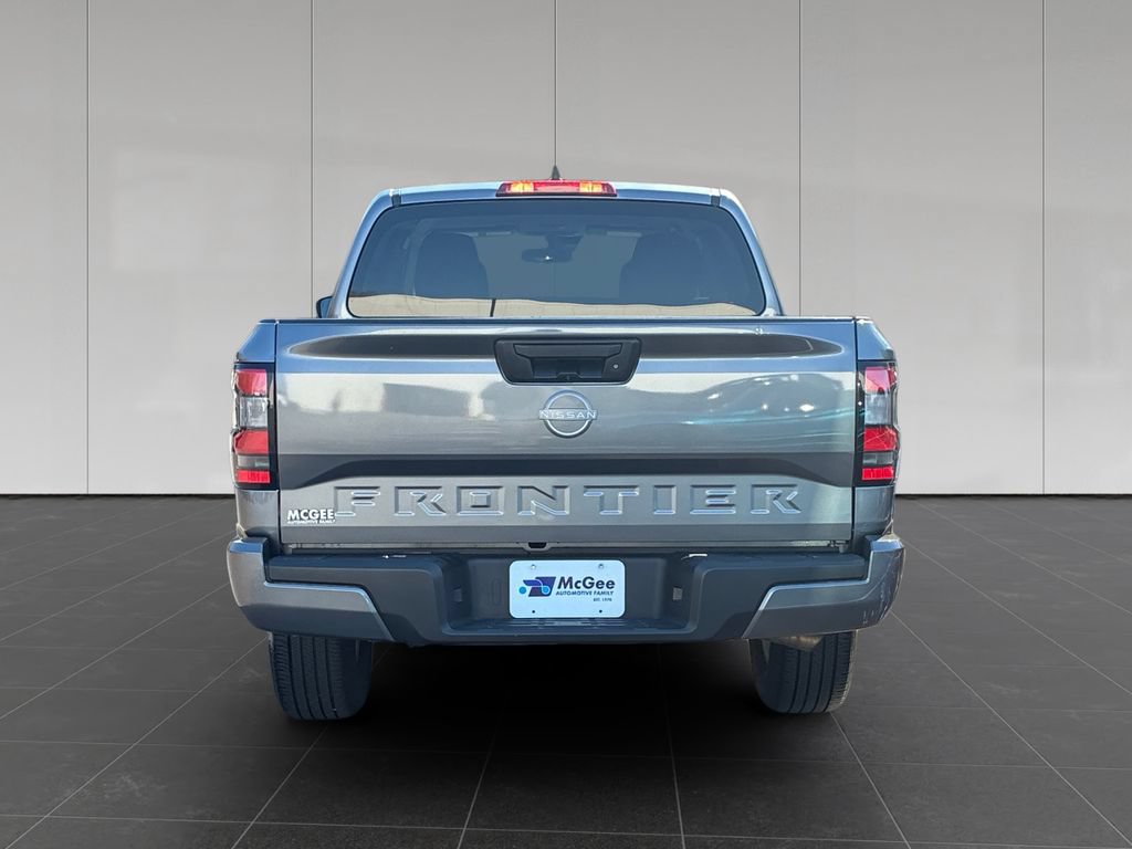 Used 2024 Nissan Frontier SV AWD/4WD image 4