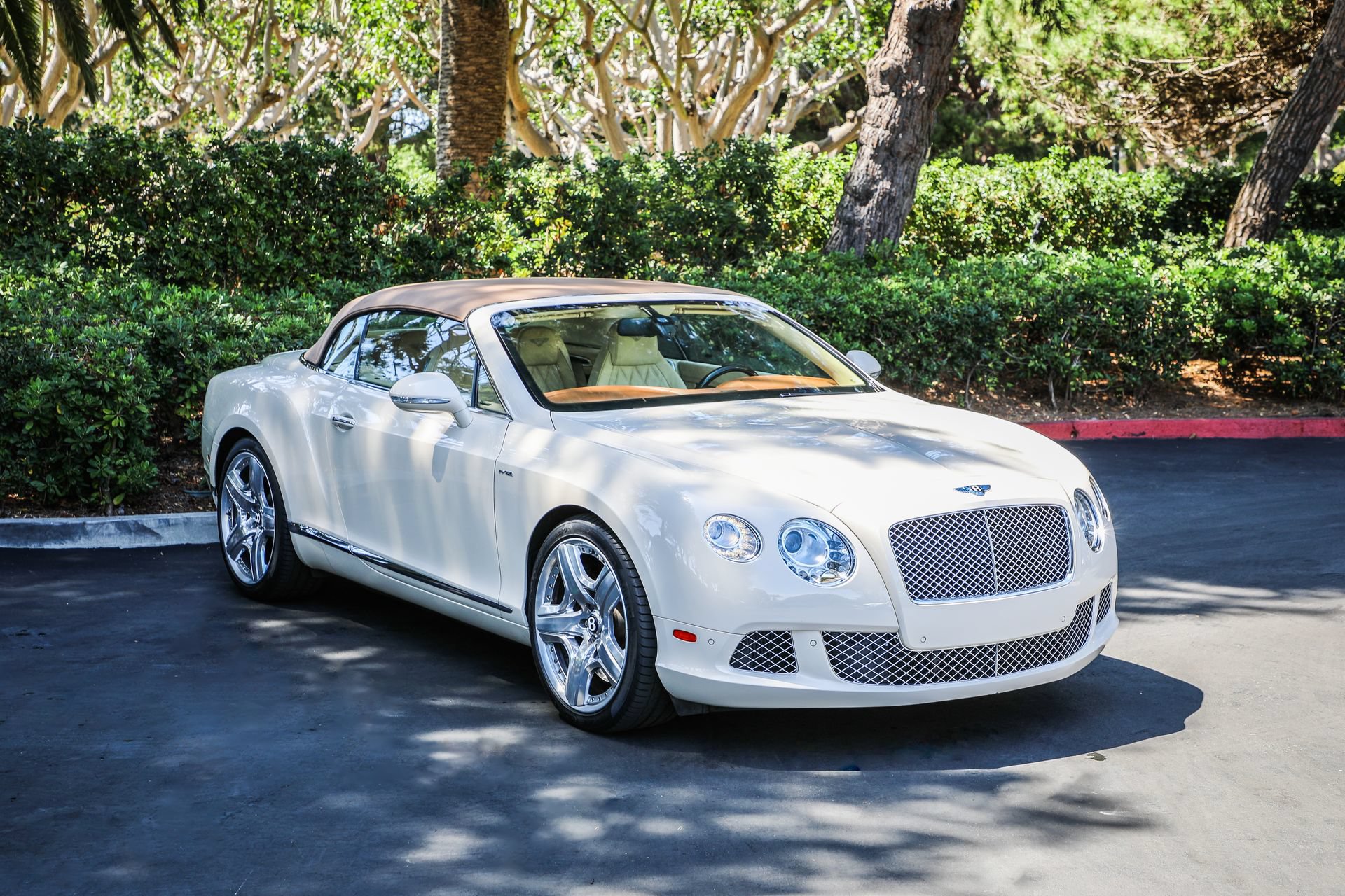 Used 2015 Bentley Continental GT AWD/4WD image 30
