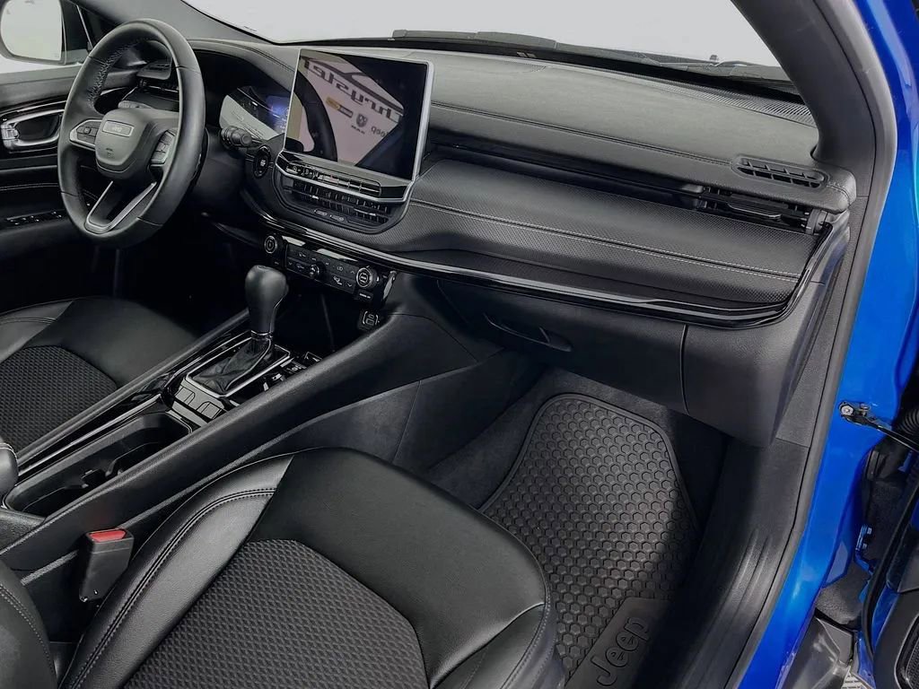 Used 2022 Jeep Compass Altitude w/ Convenience Group image 28